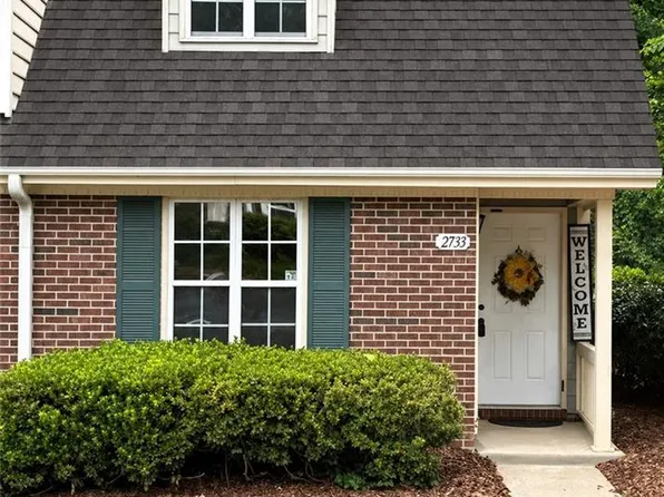 2733 Cottage Pl, Greensboro, NC 27455