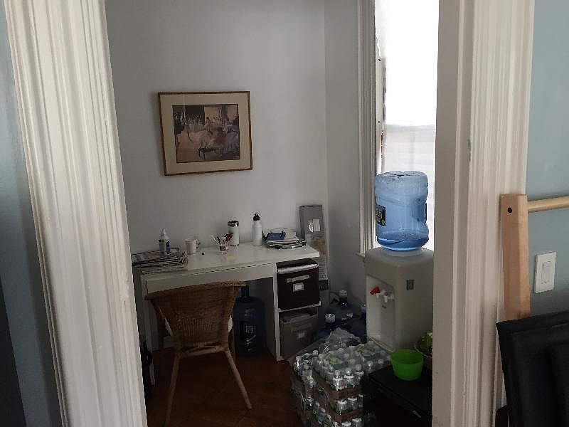 2nd image of 372 Washington St #1