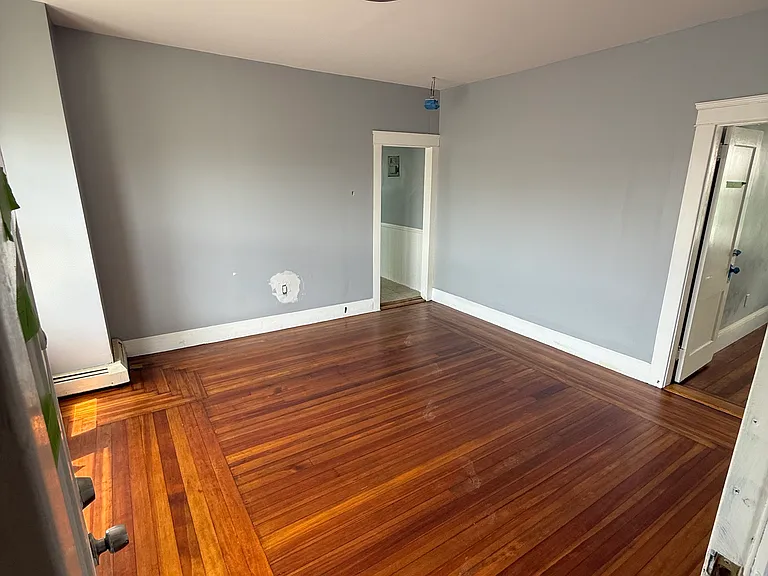 183 Byfield St #2R — Photo 7