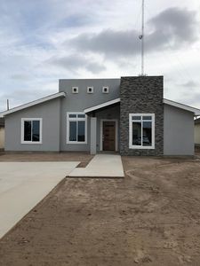 2864 Rudy Bowles Dr, Eagle Pass, TX, 78852