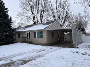 698 W South St, Bradley, IL 60915
