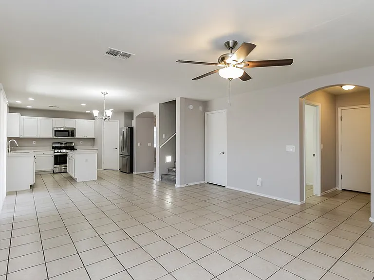 6217 W Encinas Ln — Photo 7