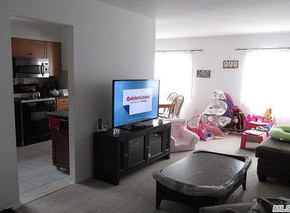 5th image of 1574 209th St