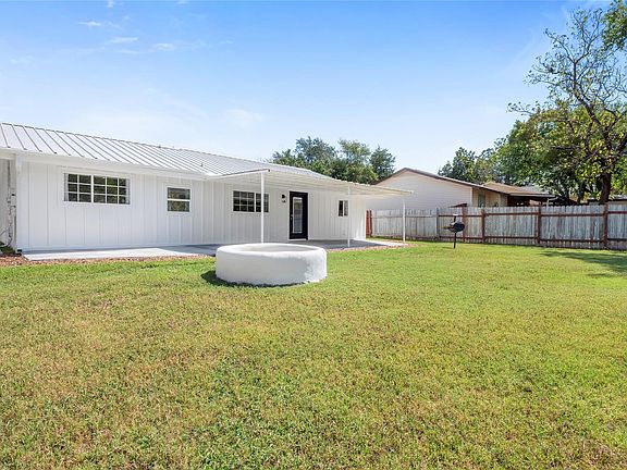 5th image of 8007 Colony Loop Dr