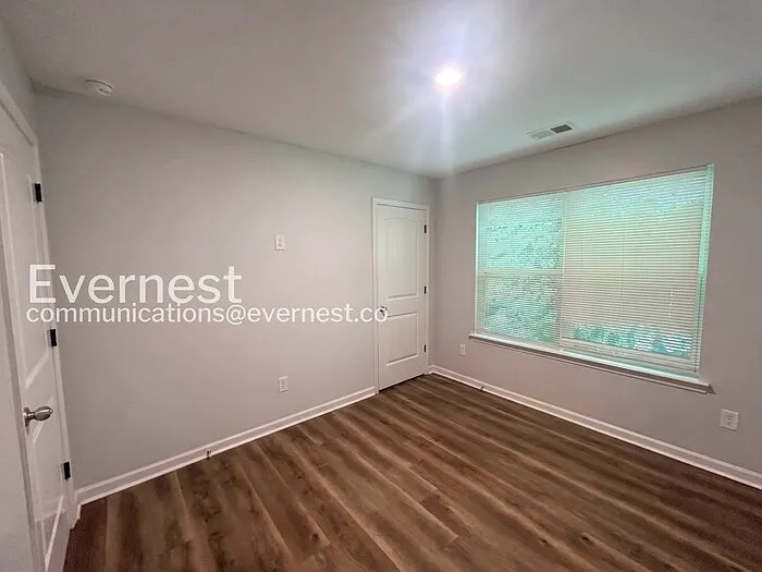 5275 Hanover St — Photo 12