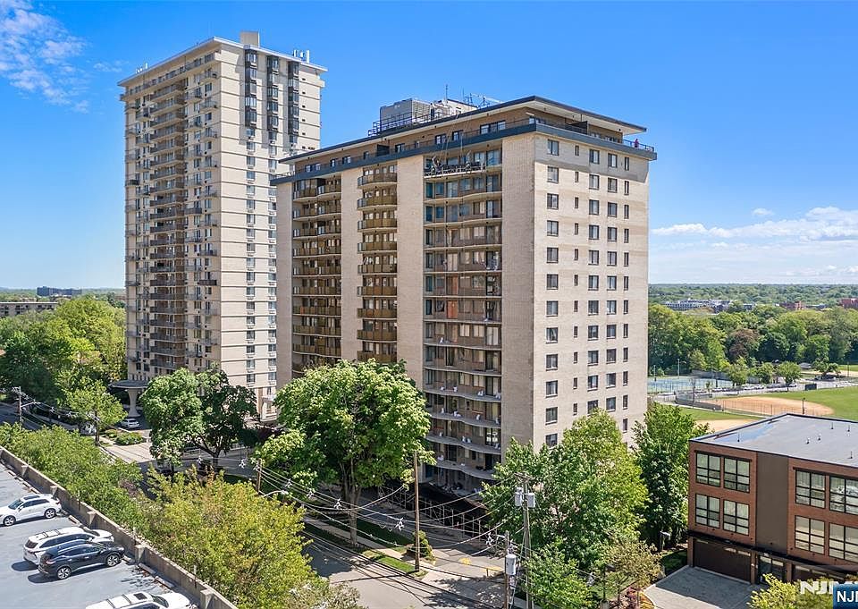 1st image of 150 Overlook Ave APT 8D