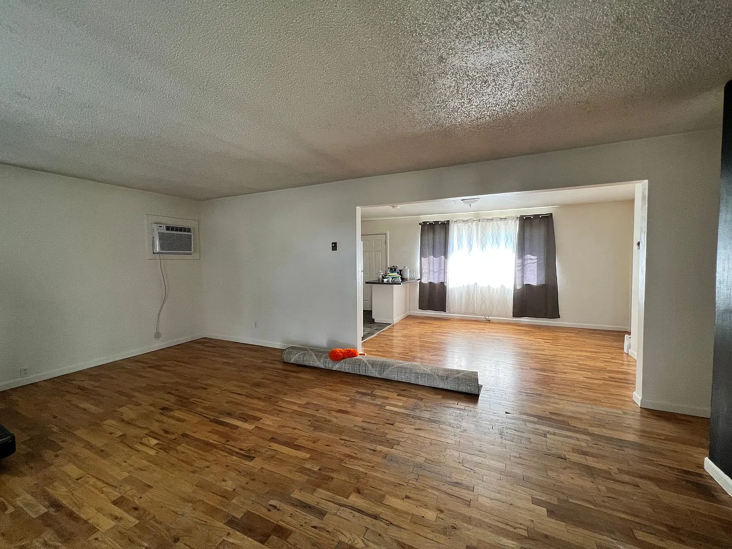 Cozy Home on Corner Lot! — Photo 4