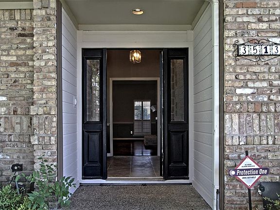 2nd image of 3513 Dartmouth Dr