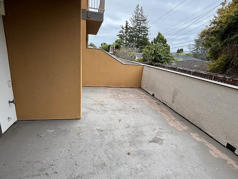 540 S El Camino Real #103 — Photo 29