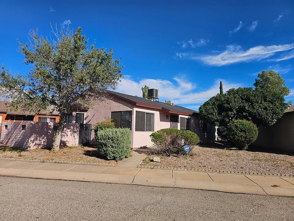 755 Sunset Vista Dr