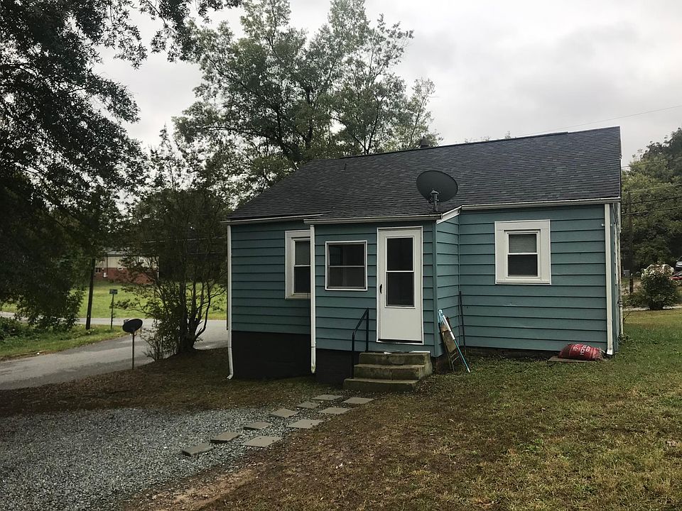 1st image of 501 Lakeside Ave