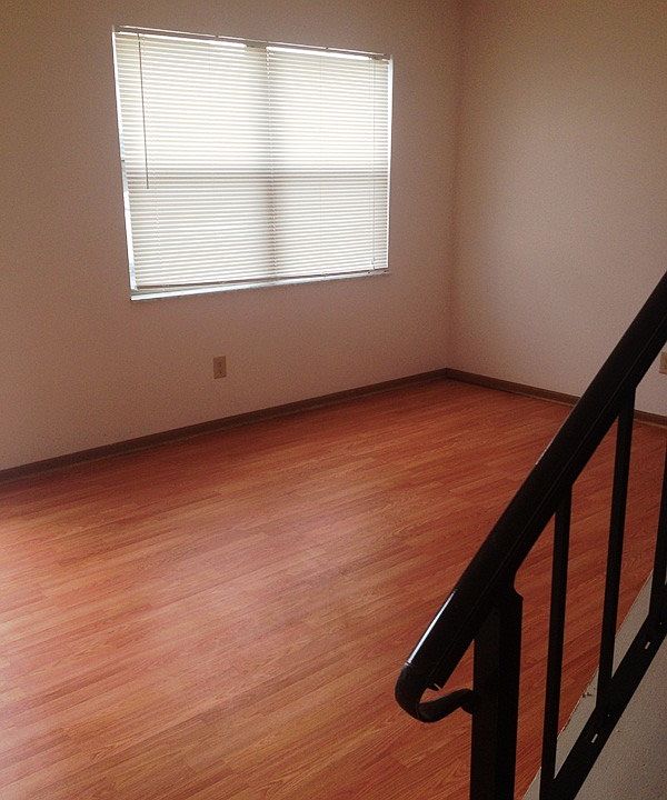 1st image of 1930 Aaron Dr APT C