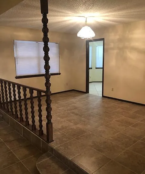 744 Cresta Mira Dr — Photo 6