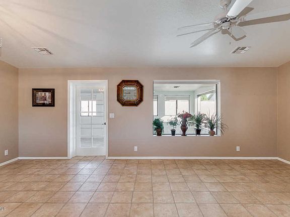 4th image of 11002 E Keats Ave
