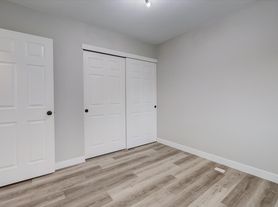 7141 Samuel Dr