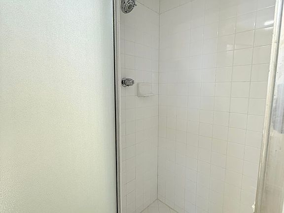 5th image of 3455 Emerald St #15