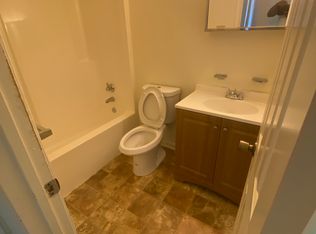 1716 Rock Bridge Mews APT B, Chesapeake, VA 23320