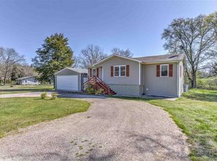 326 Grandstaff Dr, Hot Springs National Park, AR 71913