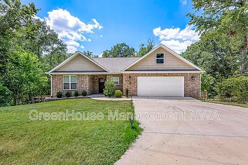 6 Lyneham Ln Photo 1