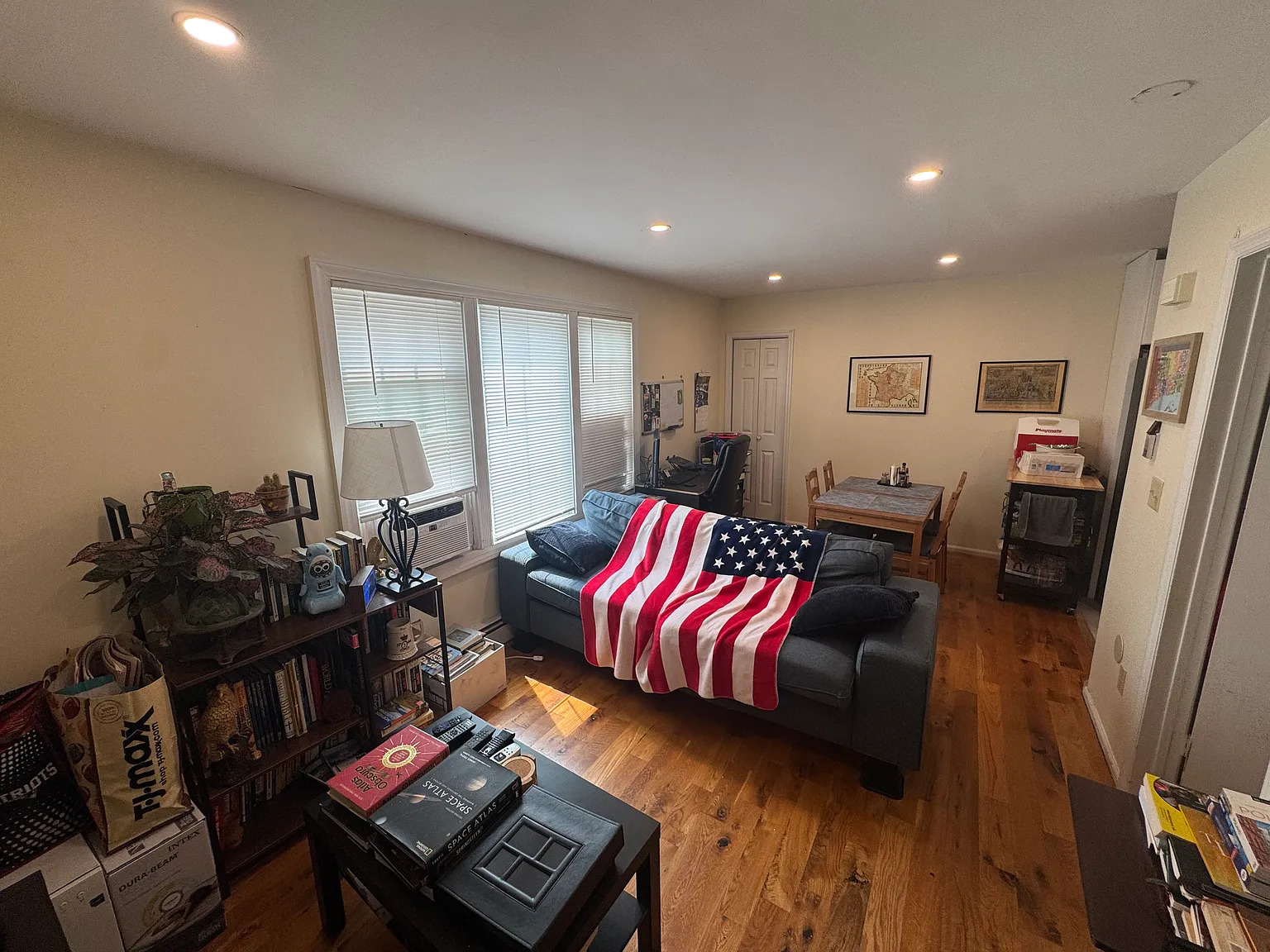 1 bed, 750 sqft, $1,875 — Photo 4