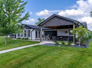 15 Lane 880 Snow Lk, Fremont, IN 46737