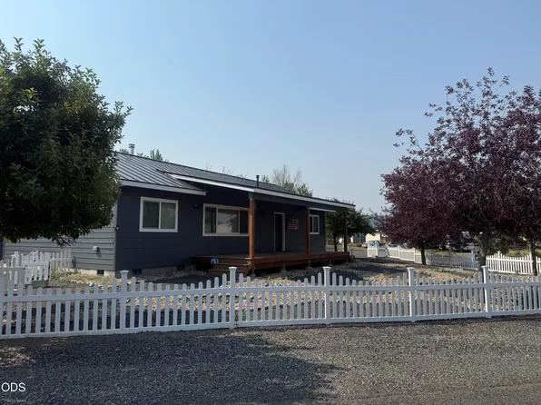 216 Avenue B, Seneca, OR 97873