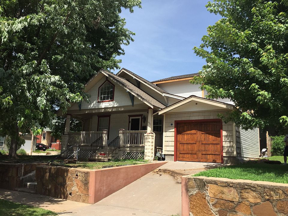 Elwood Elevation w/new Garage