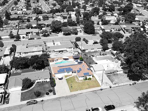 3rd image of 1115 S Valley Street