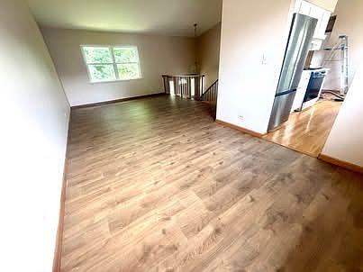 3rd image of 300 Aster Ct