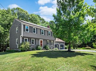24 Barnstable Rd, Norfolk, MA 02056