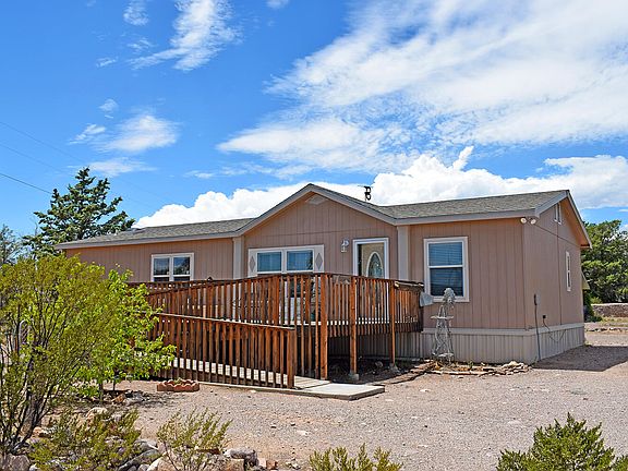 5th image of 1108 Evergreen Dr