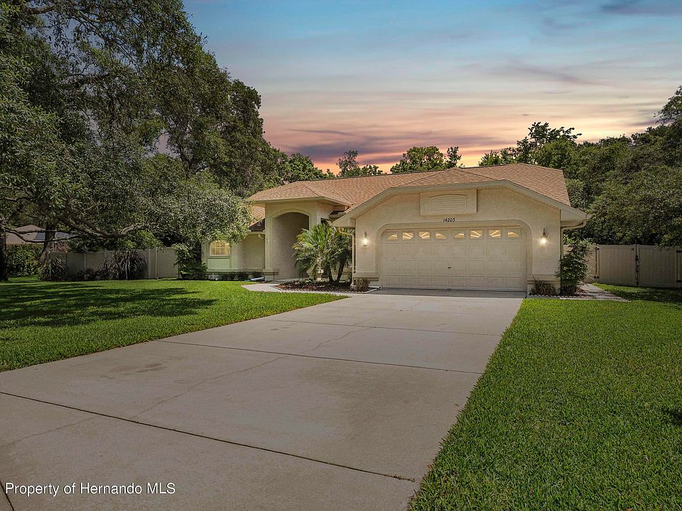 1st image of 14203 Pepperwood Ct