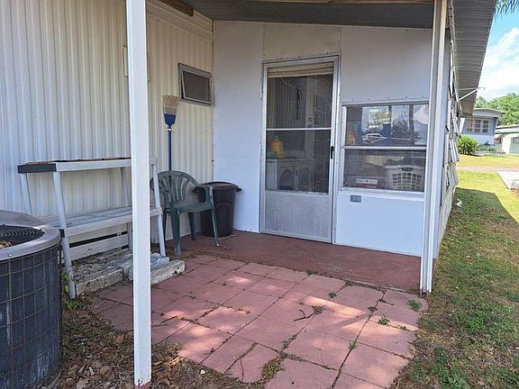 2nd image of 39534 Rosebush Ln