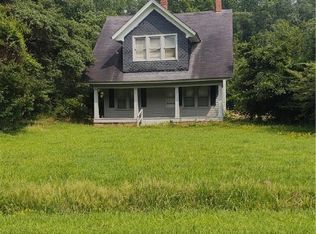 241 Antioch Rd, Susan, VA 23163