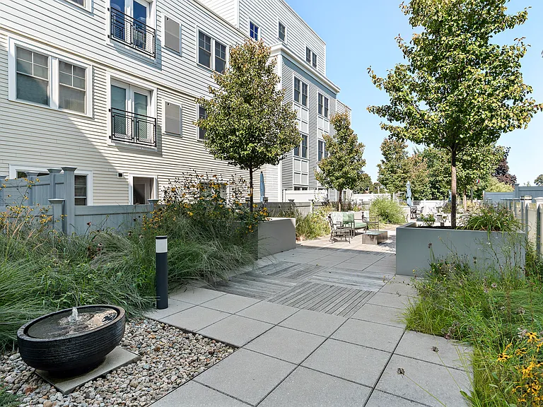 175 North Ave #302 — Photo 20