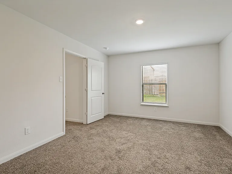 3121 Angus Dr — Photo 11