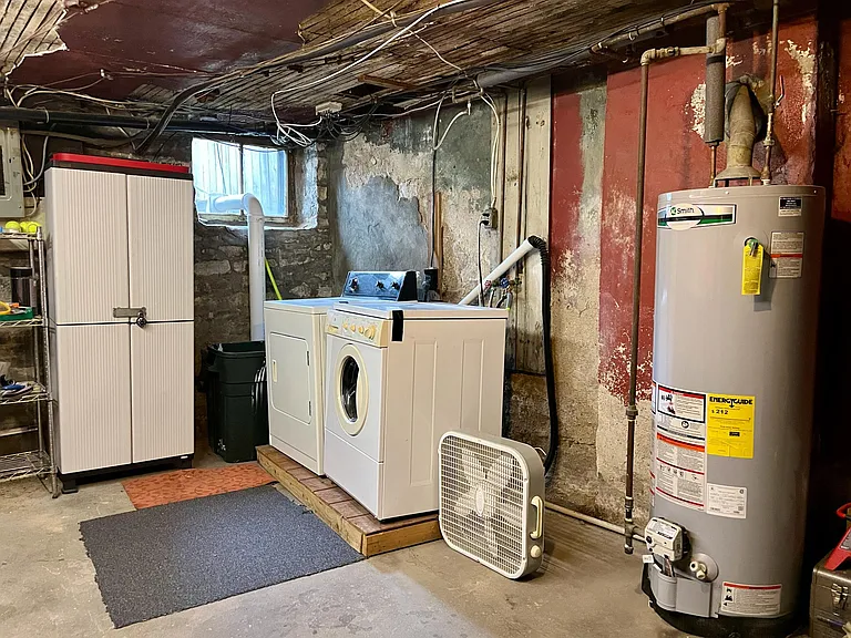 315 W Hubbard Ave — Photo 24