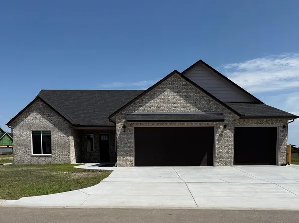 12086 E Pepperwood St, Wichita, KS 67226