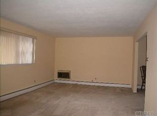 14615 25th Rd, Flushing, NY 11354