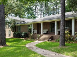44 Heatherwood Dr, Laurel, MS 39440