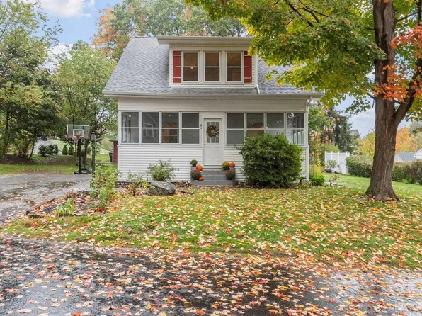 24 Dewey Ave, Boylston, MA 01505