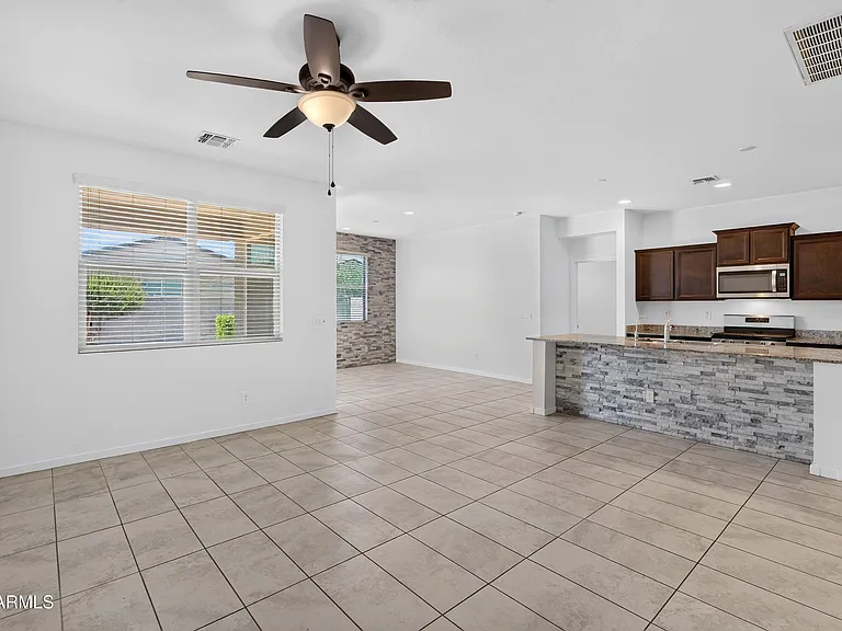 293 W Salali Trl — Photo 9