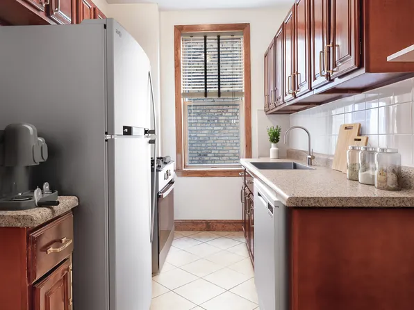 200 West 93rd Street image 3 of 5