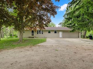 5336 John St, Larsen, WI 54947