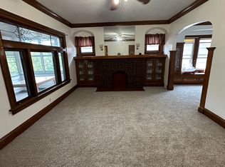 4333 W 49th St, Cleveland, OH