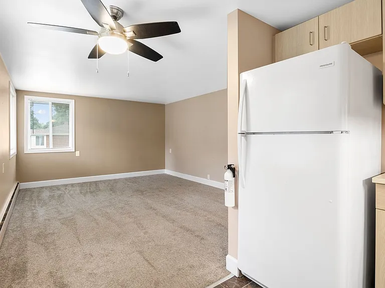 Stonewood Apartments — Photo 6