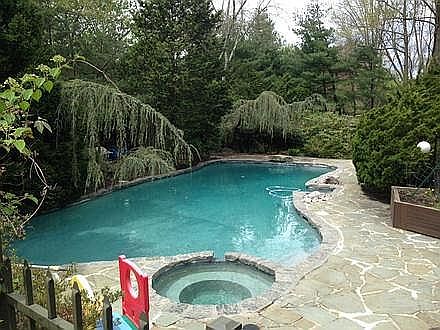 4th image of 56 Orchard Dr