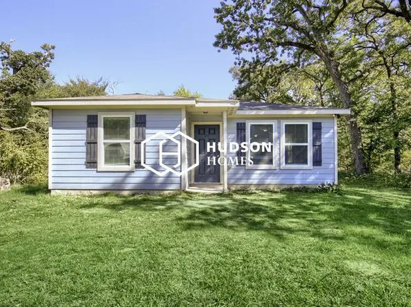 6137 Choctaw Dr, Mabank, TX 75156