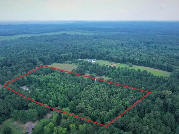 146 County Road 4454, Bivins, TX 75555