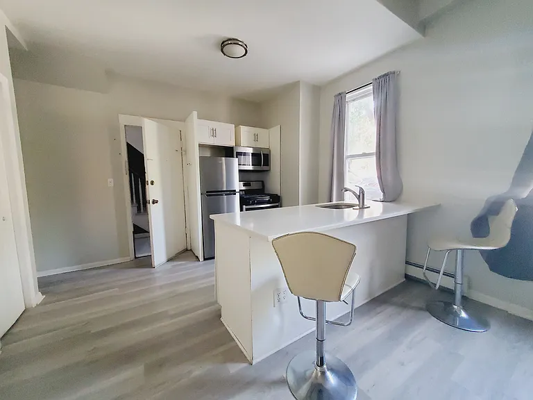 218 Bowers St #1 — Photo 1